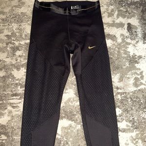NEVER WORN!! Nike Pro Dri-fit leggings